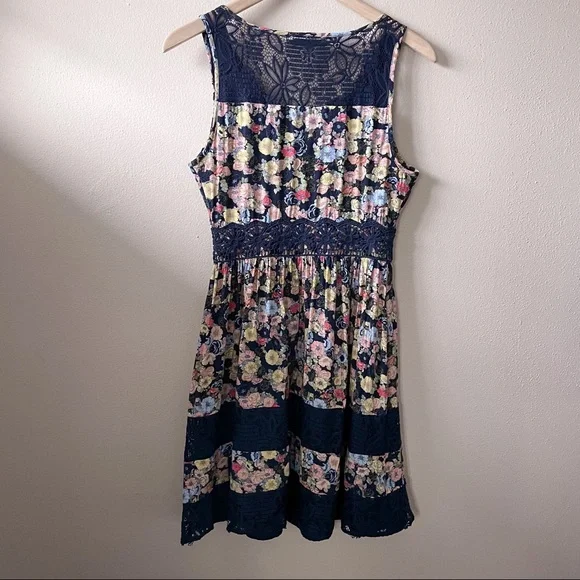 LC Lauren Conrad Fit & Flare Floral Lace Dress - Picture 11 of 13